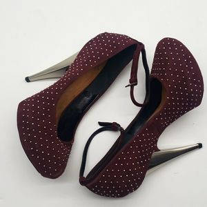 Giuseppe Zanotti size 38 1/2 color burgundy suede with silver heels 100% Authent